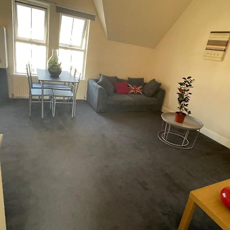Vibrant & Cosy London Apartment Near Wembley 外观 照片