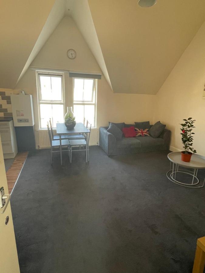 Vibrant & Cosy London Apartment Near Wembley 外观 照片